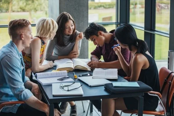 cos'è l'educazione popolare